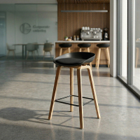 Barkruk Helsinki in Scandinavische stijl met houten poten