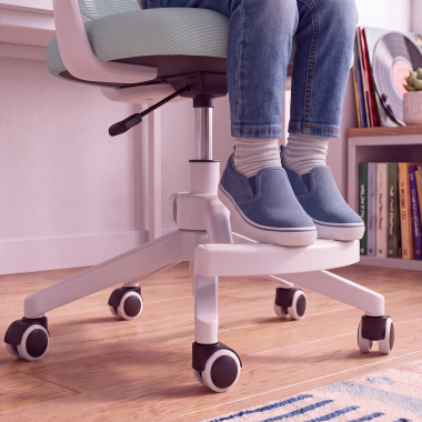 kinderbureaustoel blauw kiddo stof opklapbare armleuningen uitschuifbare voetensteun 9