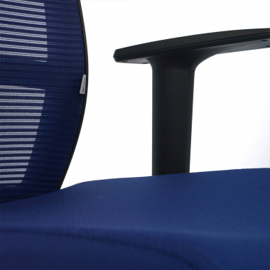 ergonomische bureaustoel blauw zwarte structuur netstof mesh 1d verstelbare armleuningen lumbale steun 7
