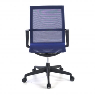 bureaustoel blauw witte structuur netstof mesh vaste armleuningen 4