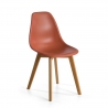 Scandinavische stoel Bergen, houten poten