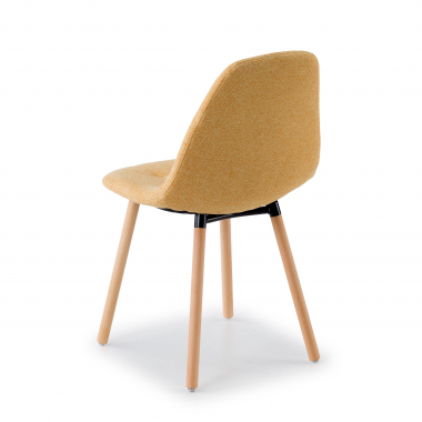 scandinavische stoel geel houten poten stof zonder armleuningen 8